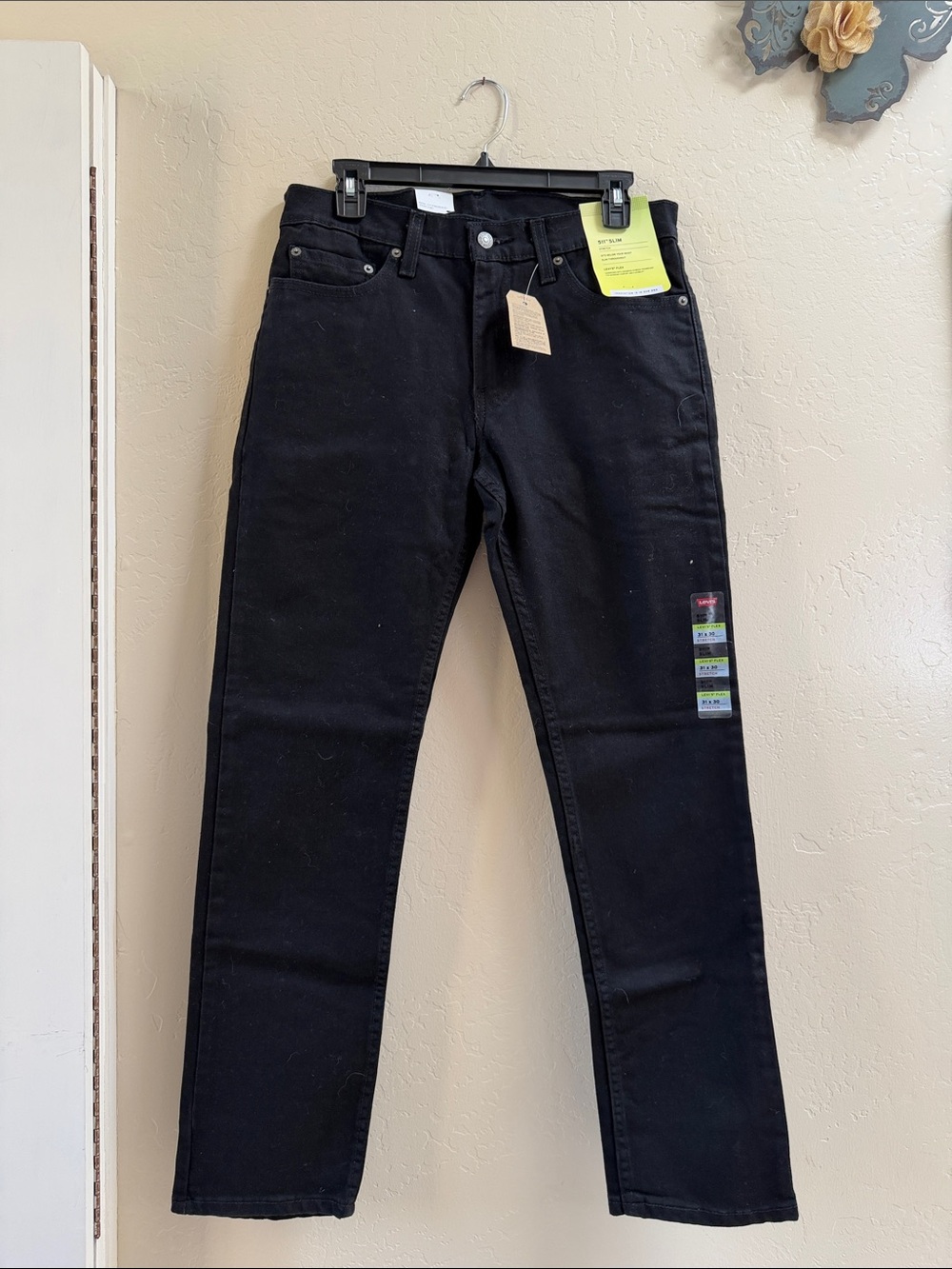 Levi's Black Men's Straight Jeans
